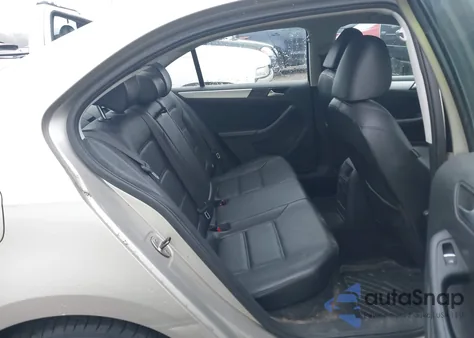 2013 Volkswagen Jetta Se from USA, damaged, VIN 3VWDP7AJ0DM235138